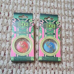 Wicked Glinda's Shiz Pin and Shiz Pin Set Play Movie Blue Red Ariana Grande